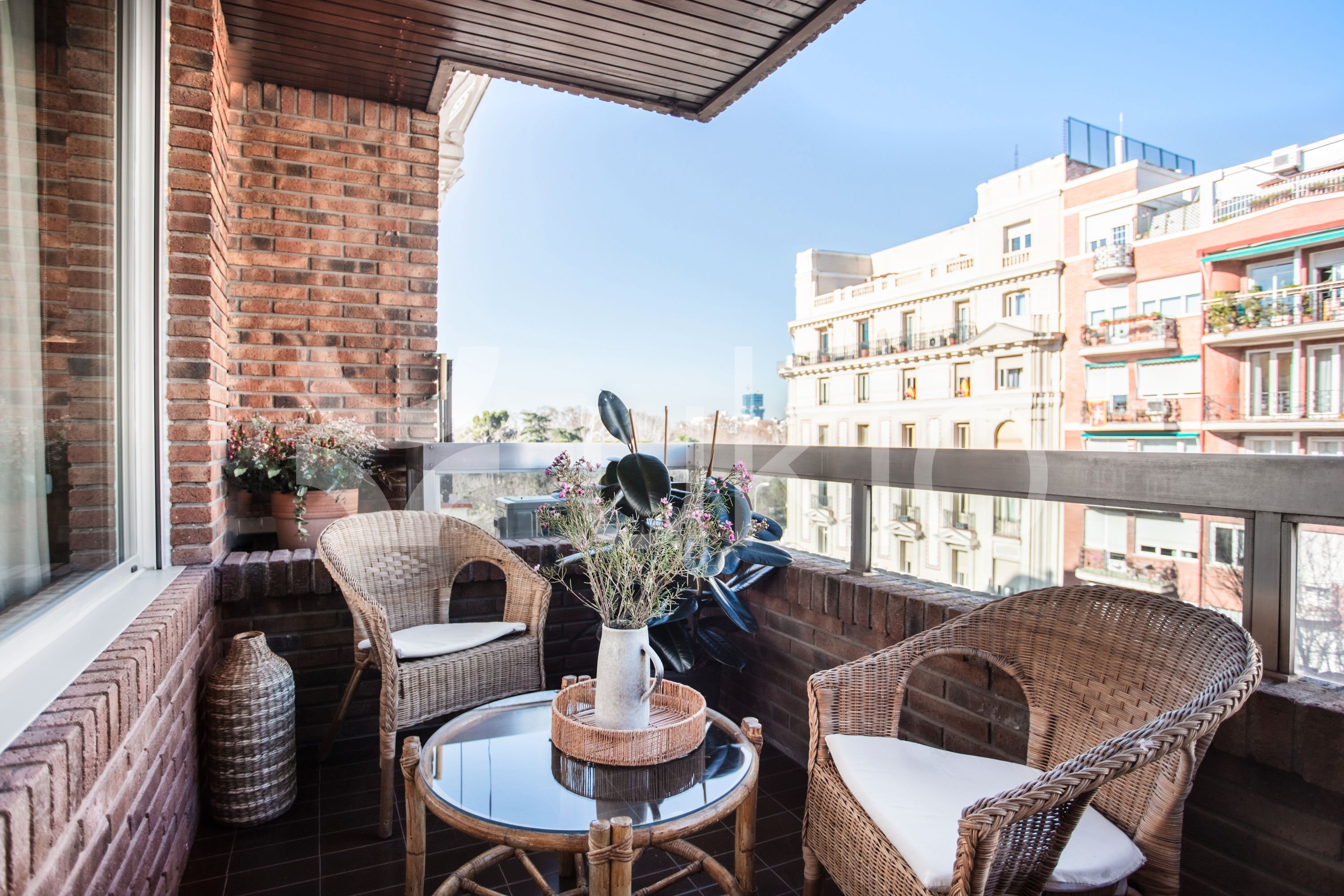 Terrace of Flat to rent in  Madrid Capital  with Air Conditioner, Terrace and Furnished