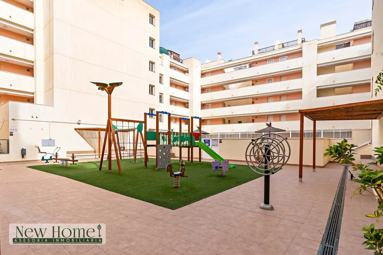 Terrace of Flat for sale in Roquetas de Mar  with Terrace, Furnished and Community pool