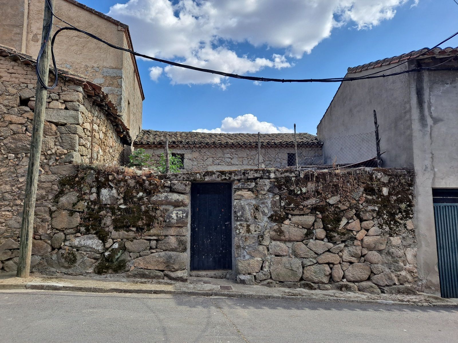 Vista exterior de Casa o xalet en venda en Fresnedilla amb Jardí privat