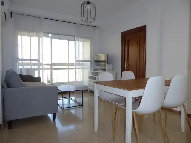 Sala de estar de Piso de alquiler en Málaga con Aire acondicionado, Terraza y Amueblado