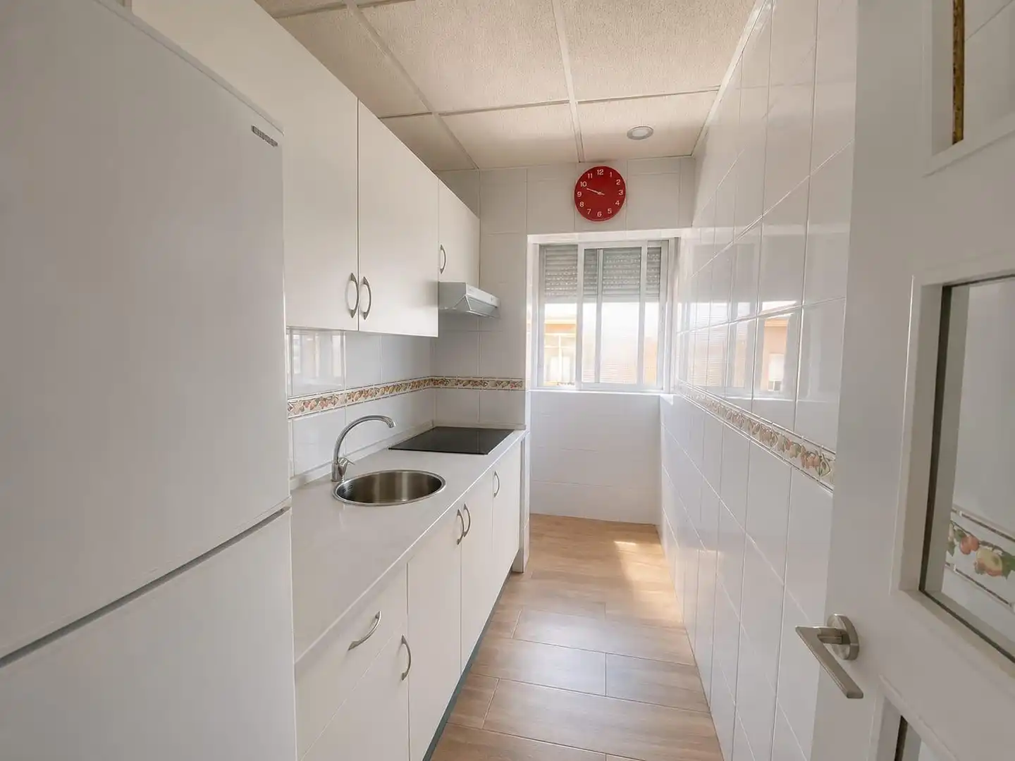 Kitchen of Flat for share in Sevilla