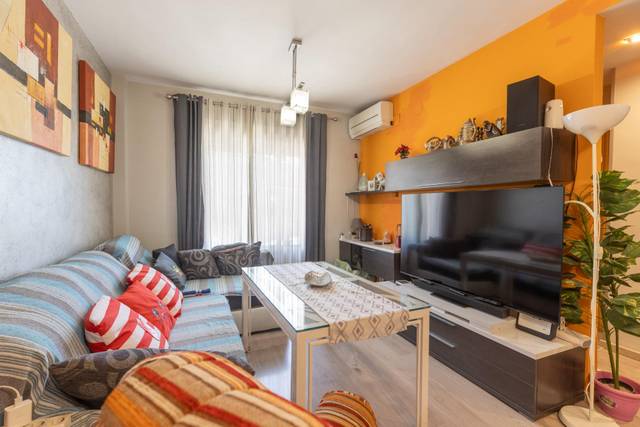 Casa adosada en Venta en  APOLO(AM) en Ambroz