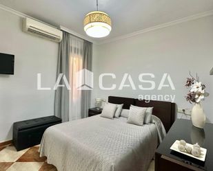 Bedroom of Flat for sale in  Sevilla Capital  with Terrace and Storage room