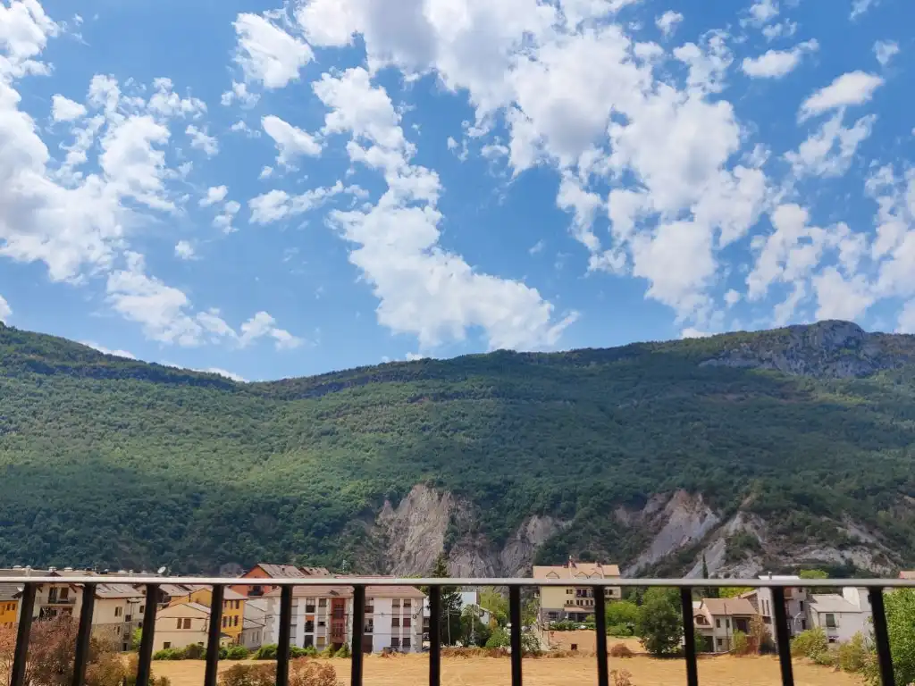 Vista exterior de Pis en venda en Campo