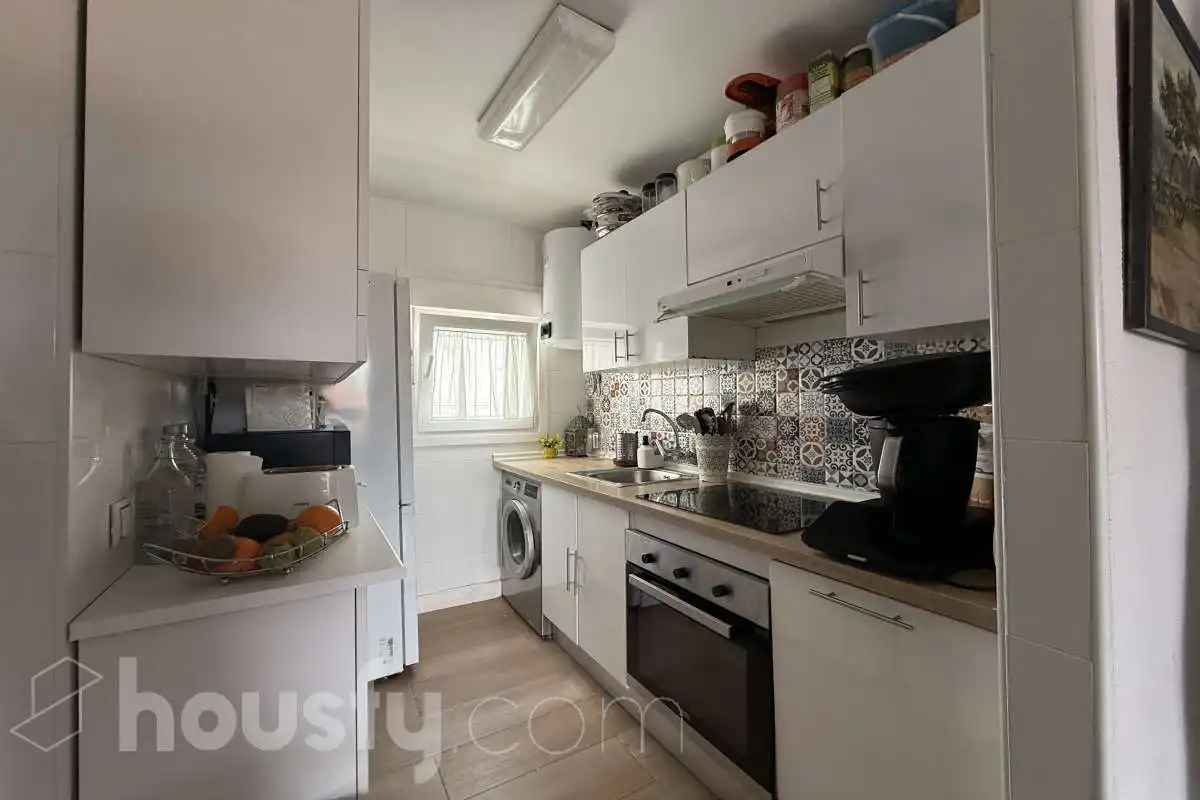 Cuina de Pis de lloguer en Madrid amb Aire condicionat, Calefacció i Parquet