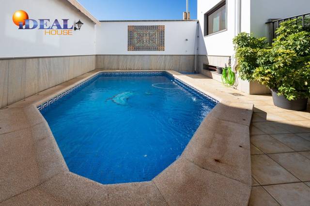 Casa-chalet en Venta en La Cruz