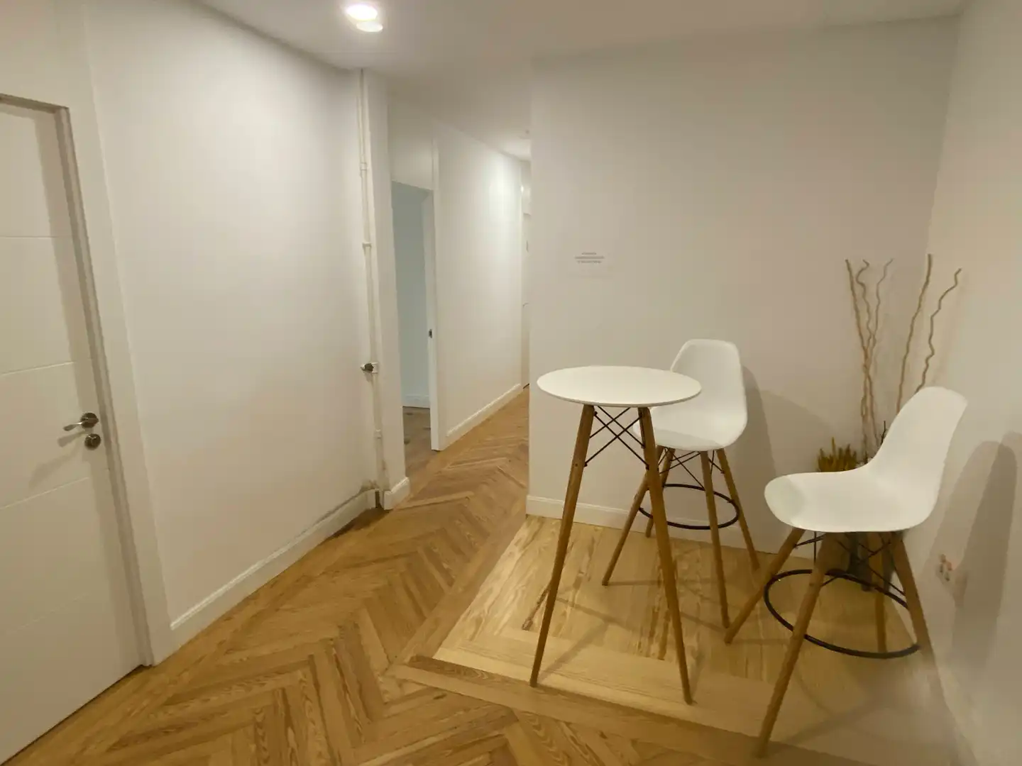 Office for rent in Madrid  with Air Conditioner, Heating and Internet