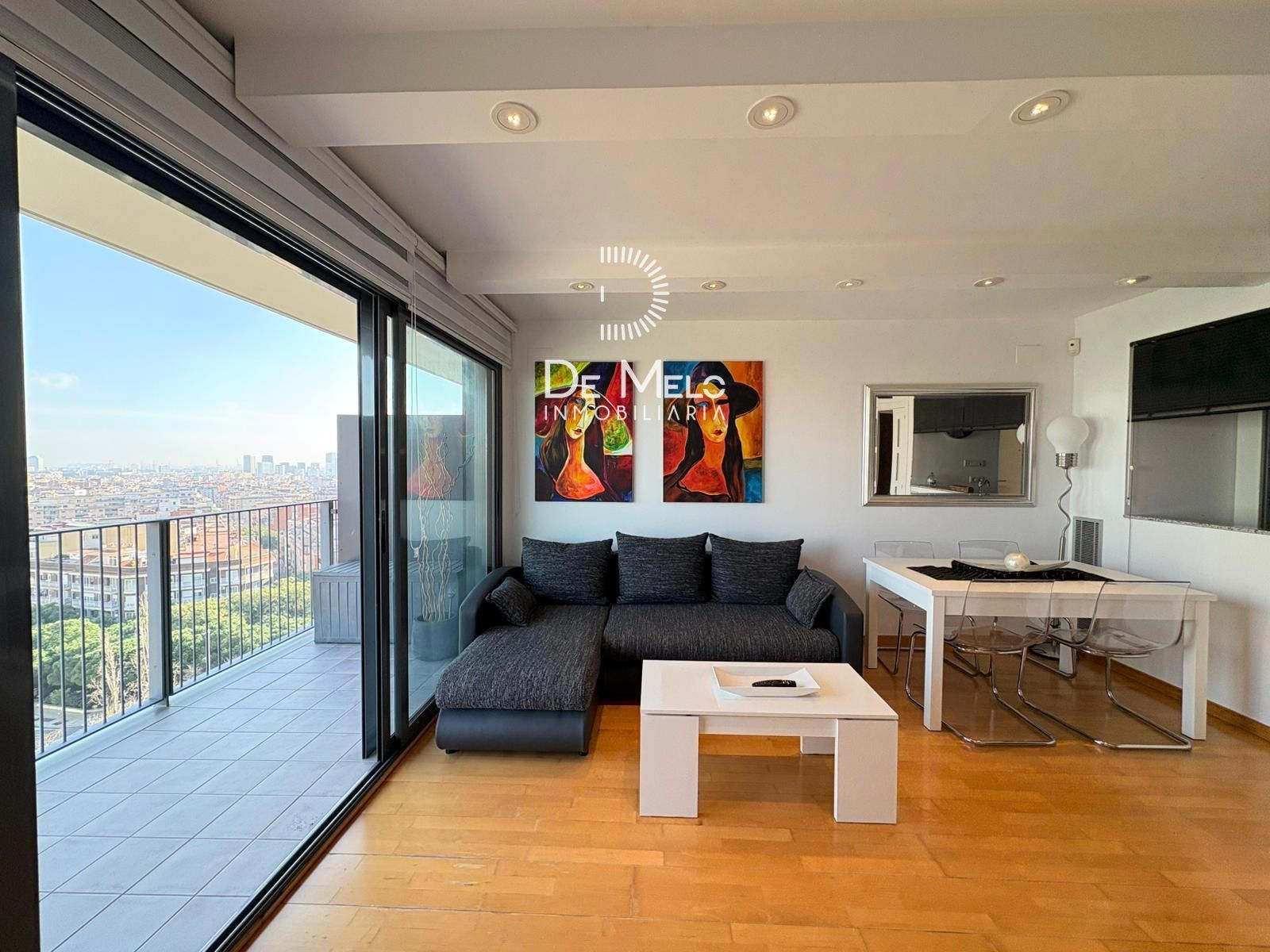 Sala d'estar de Pis de lloguer en L'Hospitalet de Llobregat amb Aire condicionat, Calefacció i Parquet