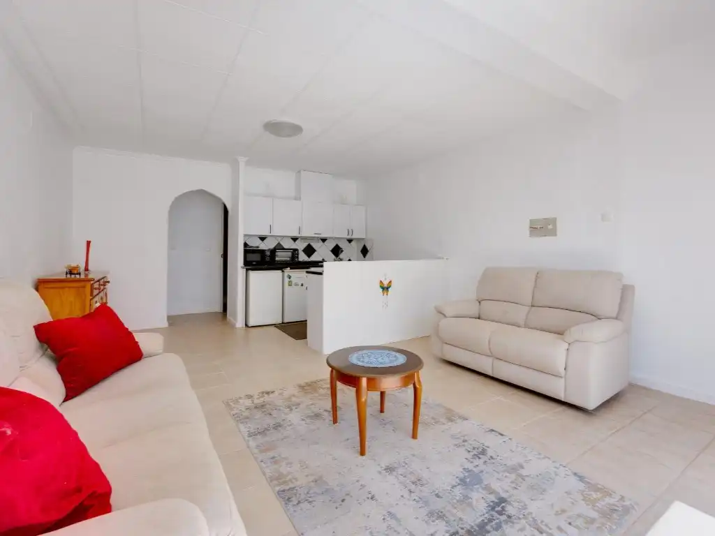 Bungalow con jardín en venta en Zona Carrefour - Urbanizaciones, imagen 7
