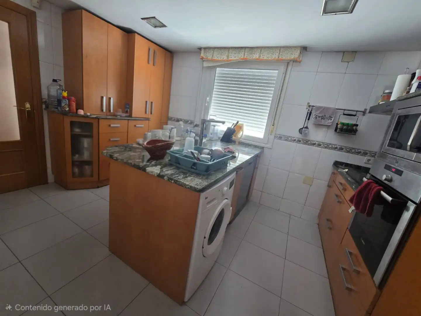 Cuina de Casa o xalet en venda en Quintanilla Vivar amb Aire condicionat, Calefacció i Jardí privat