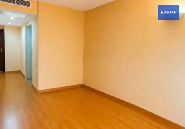 Dormitori de Apartament en venda en Sevilla amb Aire condicionat i Calefacció