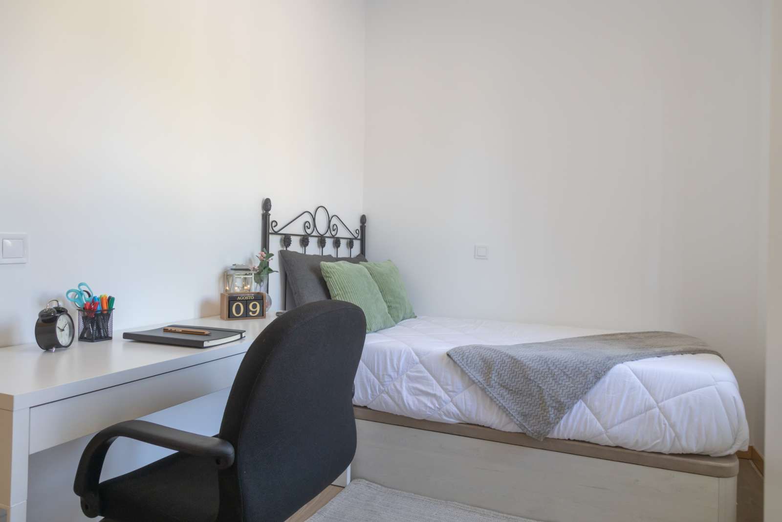 Habitación de Piso para compartir en  Madrid Capital con Terraza