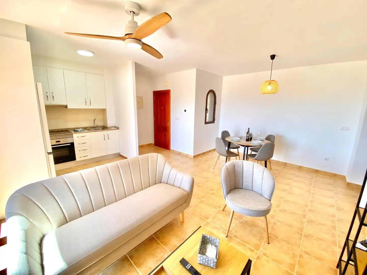 Sala d'estar de Apartament en venda en Cartagena amb Terrassa, Moblat i Piscina comunitària