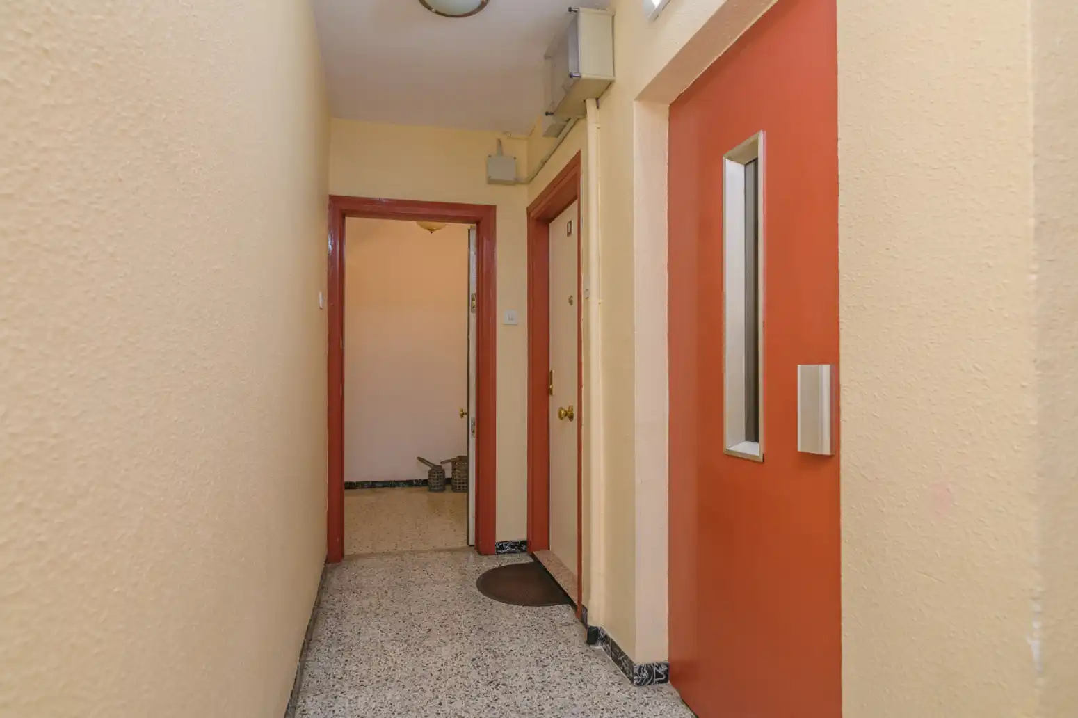 Piso en venta en Sant Feliu de Llobregat con Balcón