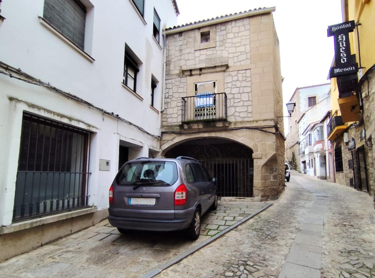Exterior view of Building for sale in Trujillo