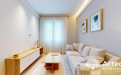 Living room of Flat for sale in Bilbao   with Heating and Furnished