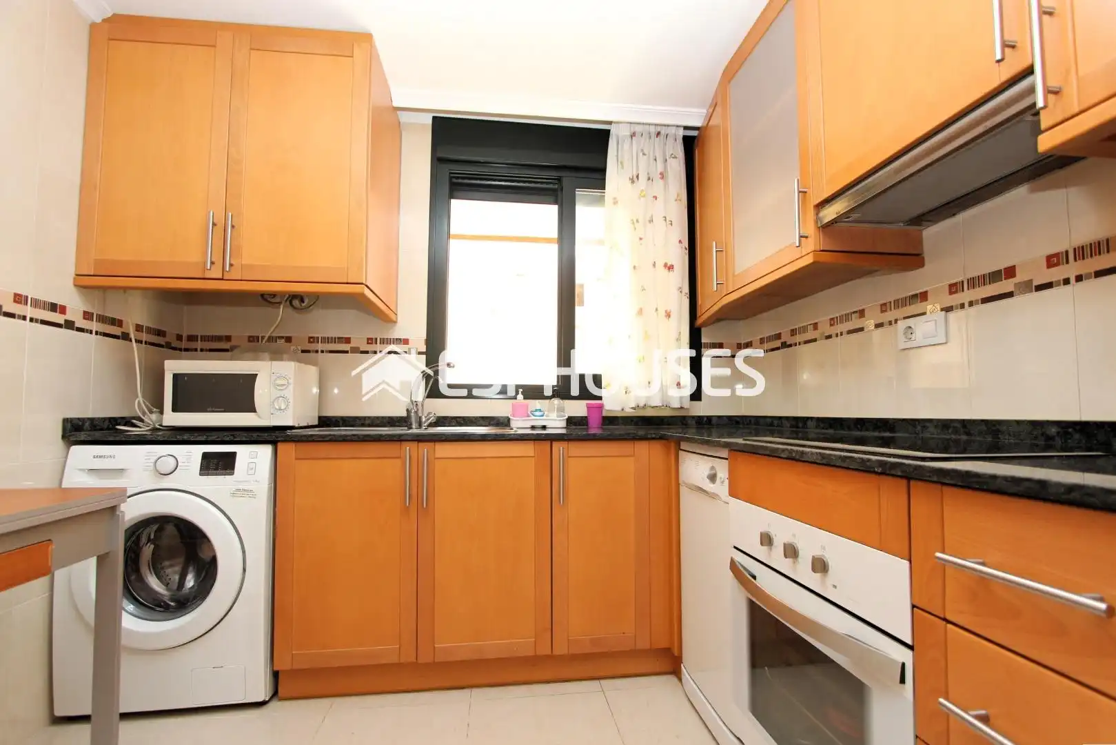 Kitchen of Apartments for sale in Guardamar del Segura  with Air Conditioner and Furnished