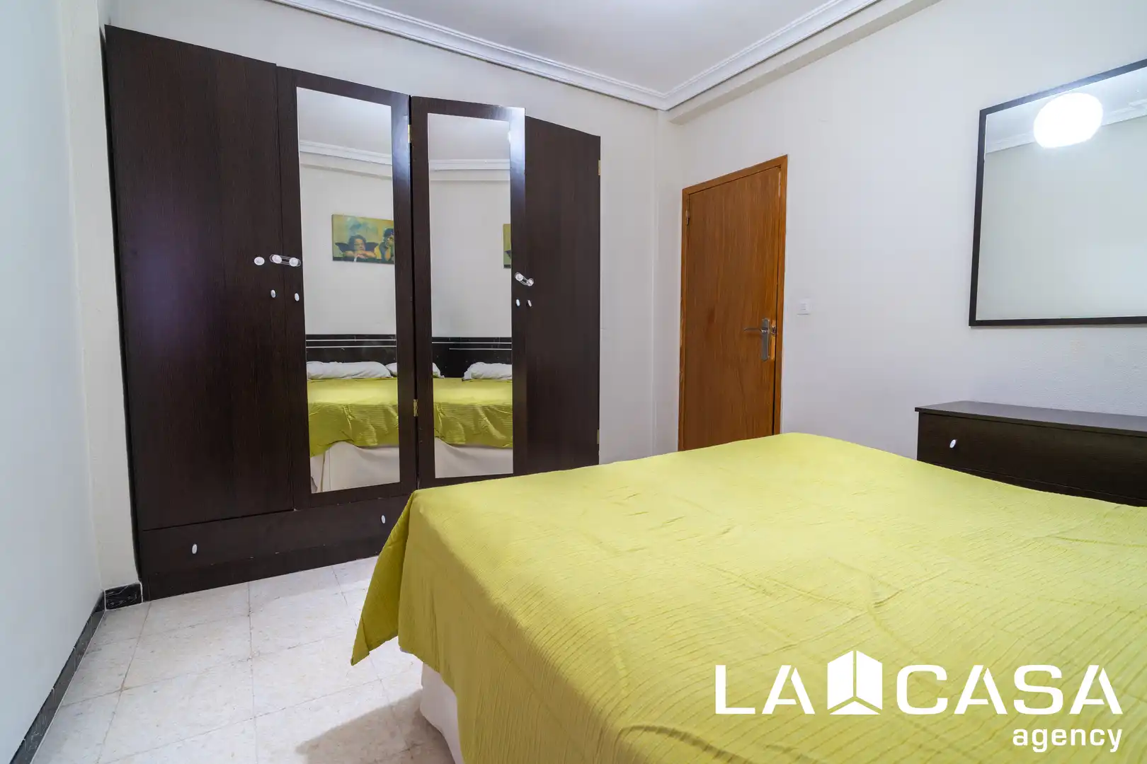 Habitación de Piso en venta en Dos Hermanas con Aire acondicionado, Terraza y Balcón
