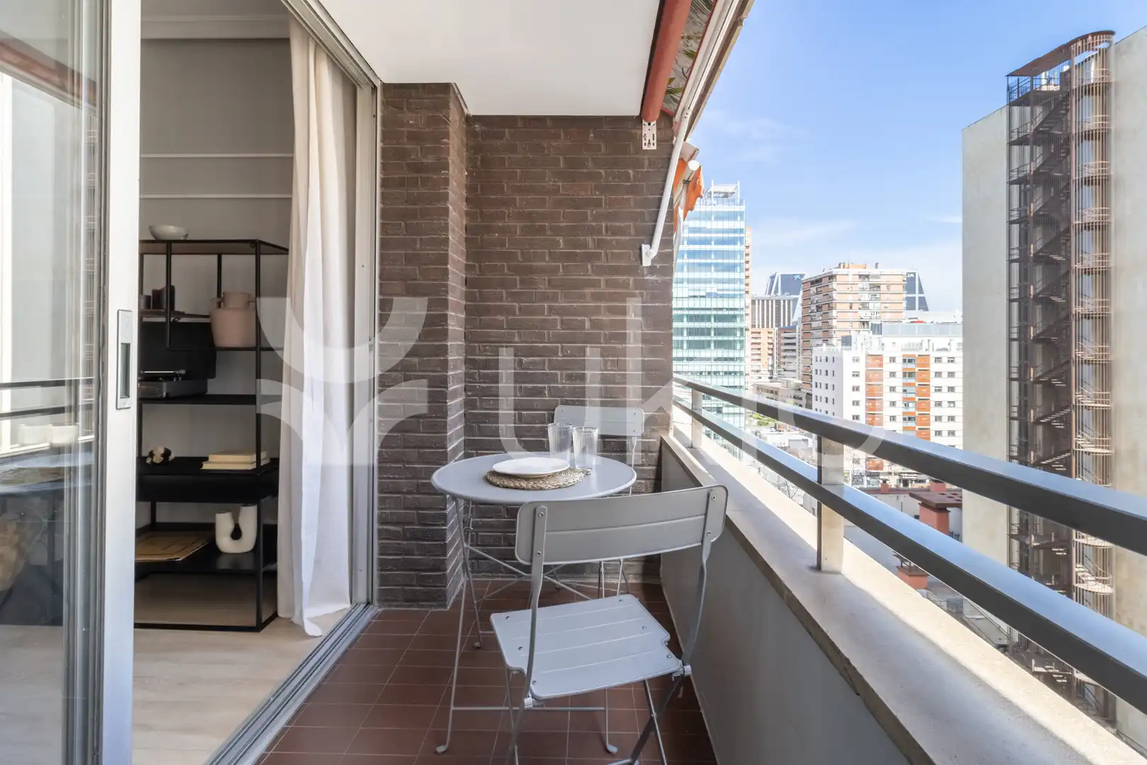 Terrassa de Apartament de lloguer en Madrid amb Aire condicionat, Calefacció i Moblat