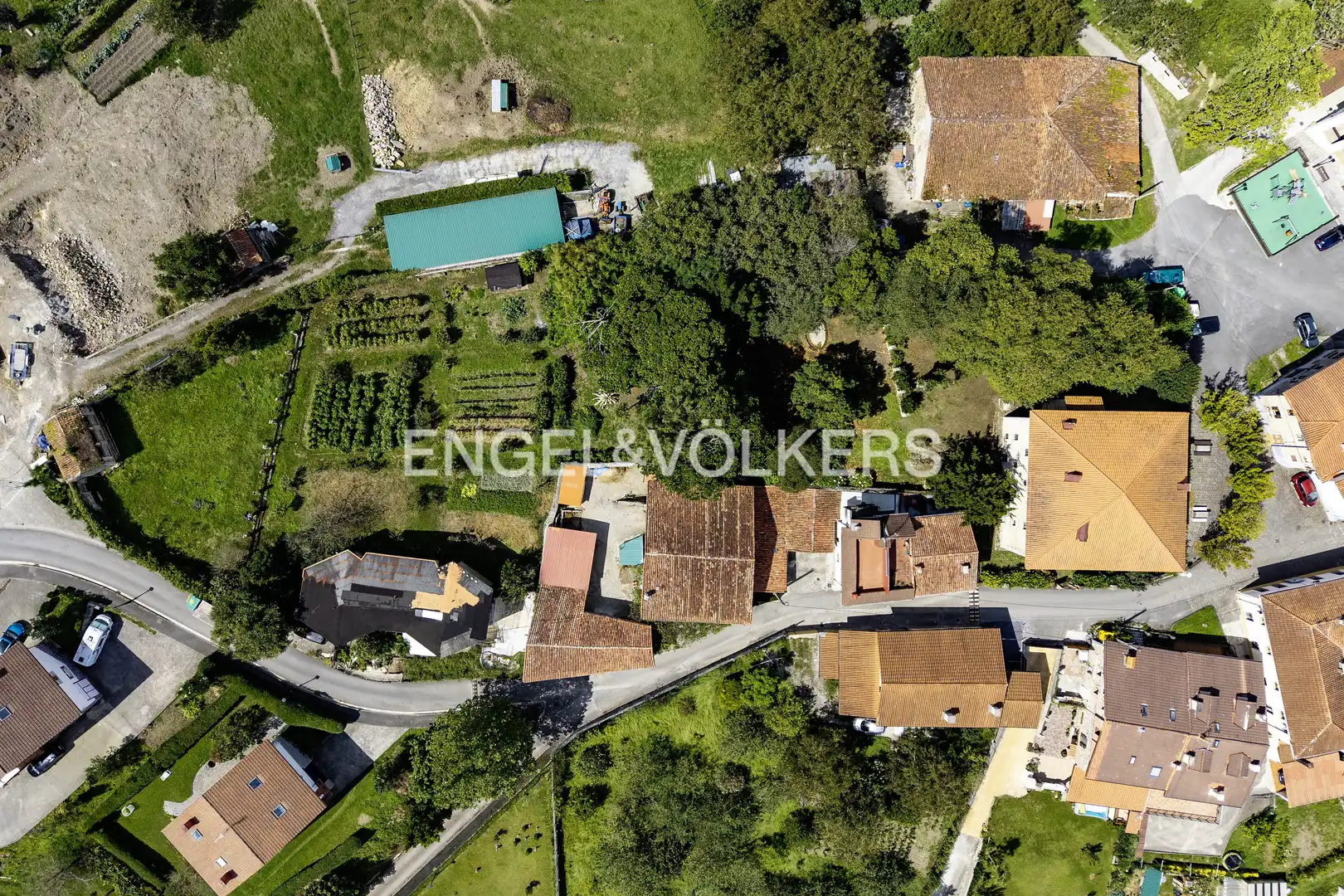 Casa o chalet en venta en Zestoa con Calefacción, Jardín privado y Balcón