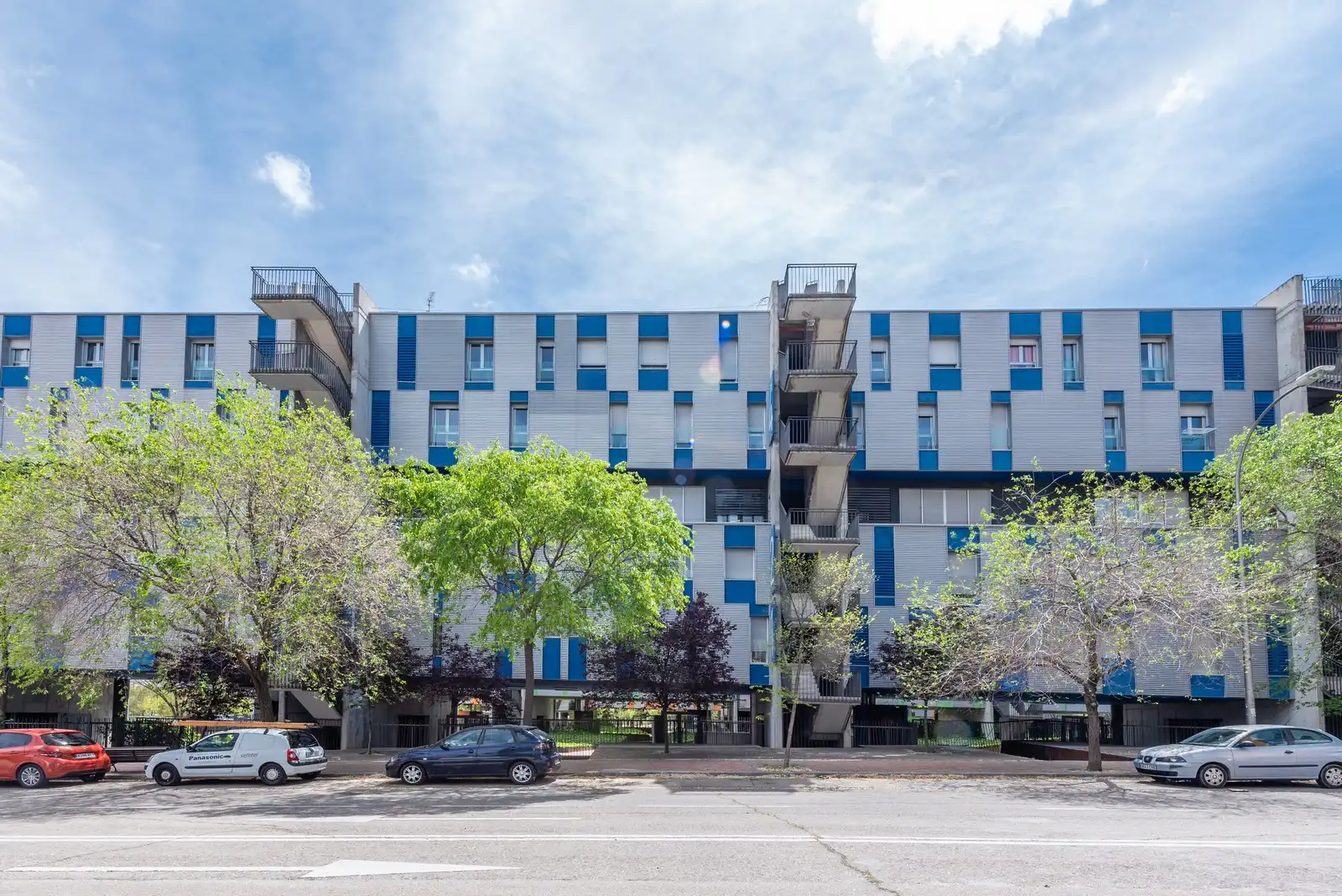 Vista exterior de Local de alquiler en  Madrid Capital