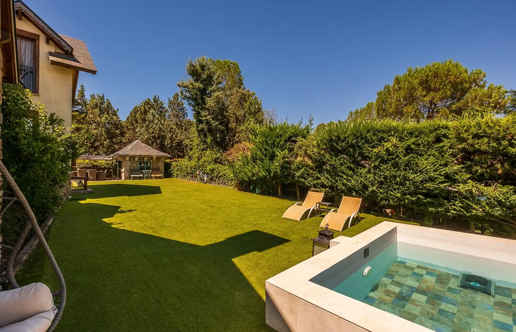 Jardí de Casa o xalet en venda en Guadarrama amb Aire condicionat, Calefacció i Jardí privat