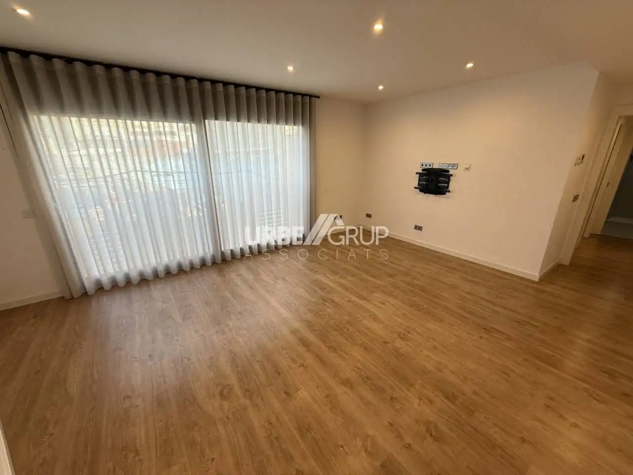 Sala de estar de Piso de alquiler en Terrassa con Aire acondicionado, Calefacción y Parquet