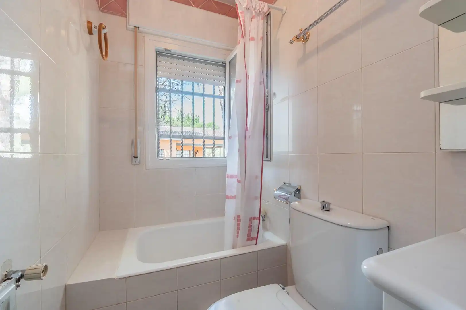 Houses for sale in Casa Amarilla