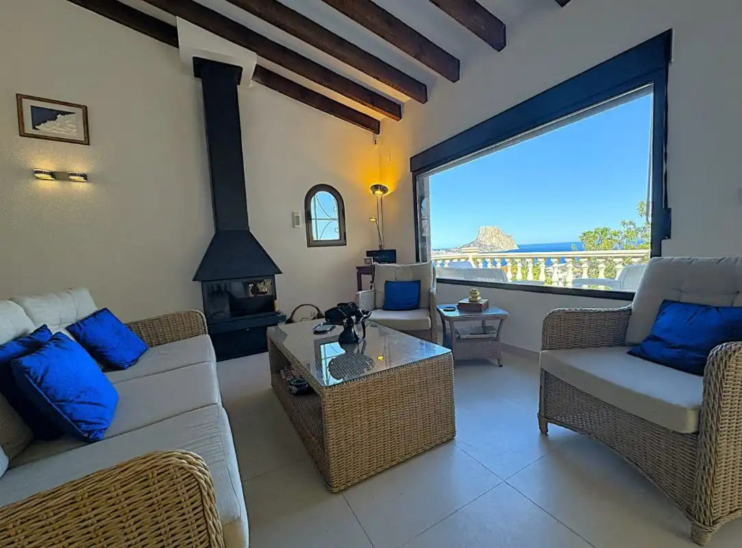 Living room of Houses for sale in Calpe / Calp  with Air Conditioner, Heating and Private garden