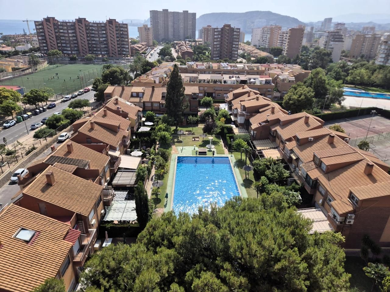 Piscina de Piso en venta en Alicante / Alacant con Aire acondicionado, Terraza y Amueblado