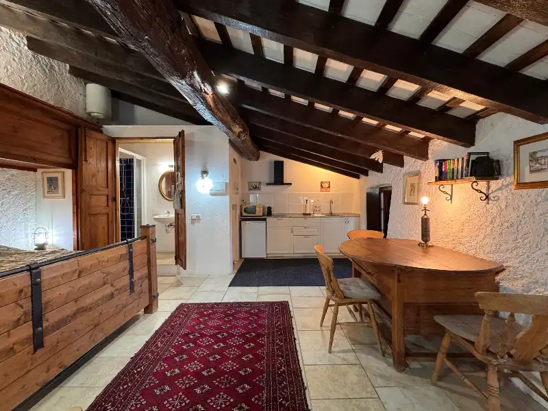 Cocina de Finca rústica en venta en Ullastret con Aire acondicionado, Calefacción y Jardín privado