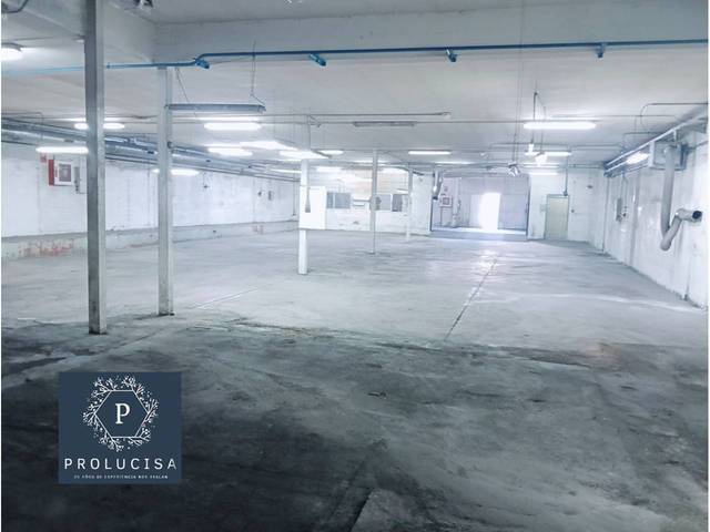 Nave industrial en Alquiler en Moraleja de Enmedio