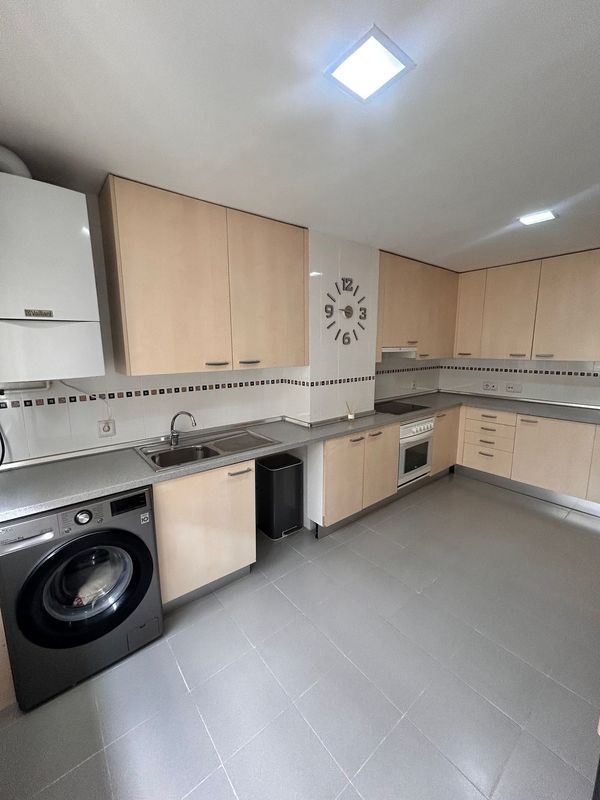 Kitchen of Single-family semi-detached for sale in Ciudad Real Capital  with Air Conditioner, Heating and Private garden