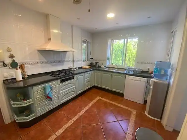 Cocina de Casa o chalet en venta en Chiva con Calefacción, Jardín privado y Piscina