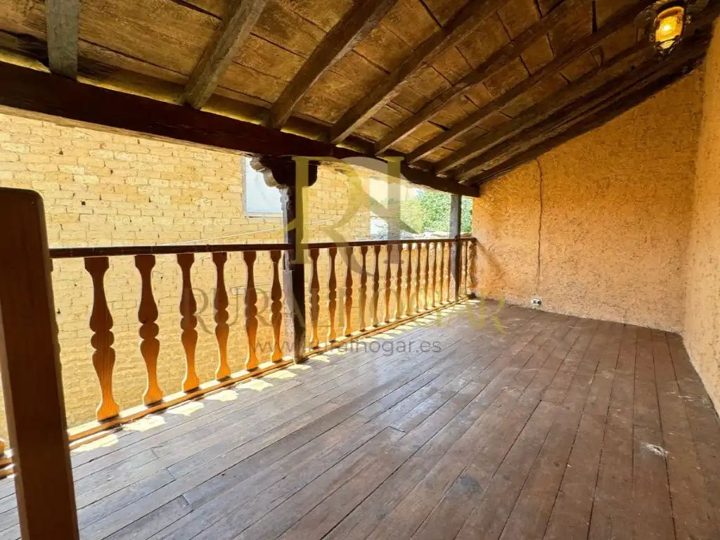Casa o xalet en venda a Gradefes
