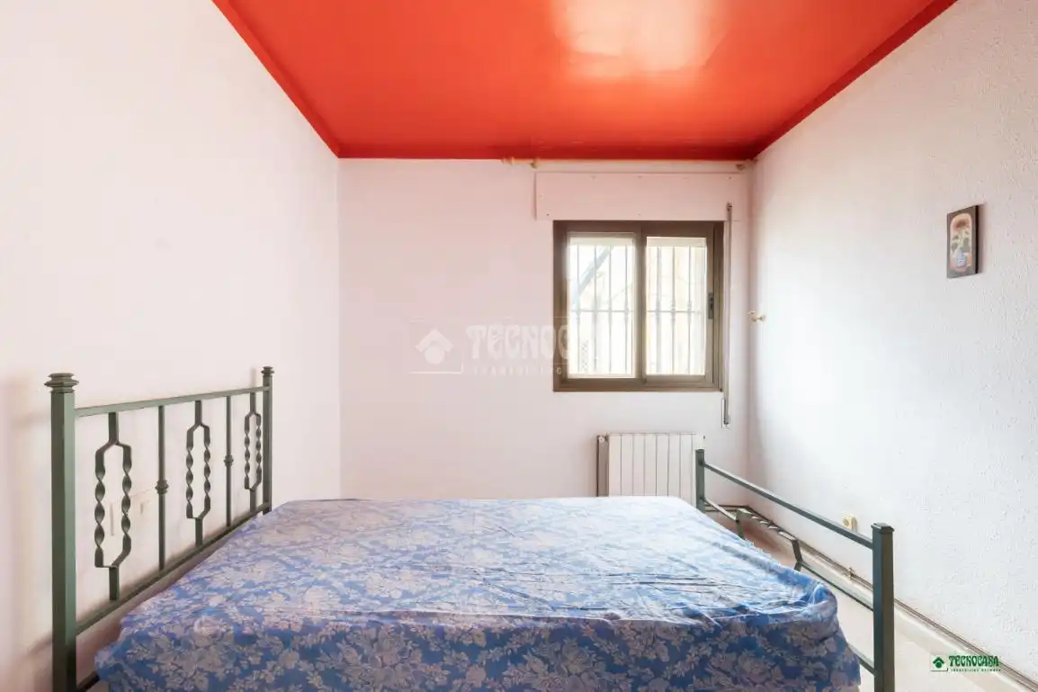 Schlafzimmer von Einfamilien-Reihenhaus zum Verkauf in Zurgena mit Klimaanlage und Balkon
