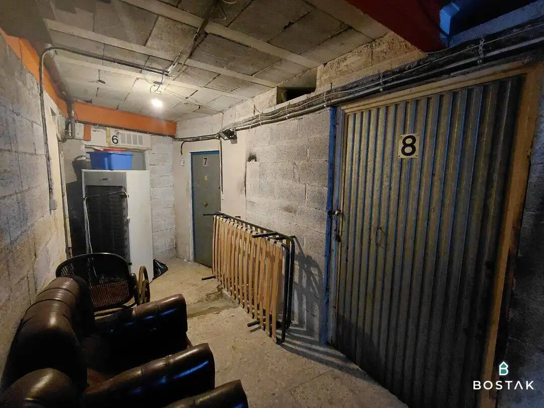 Storage room for sale in Bilbao 
