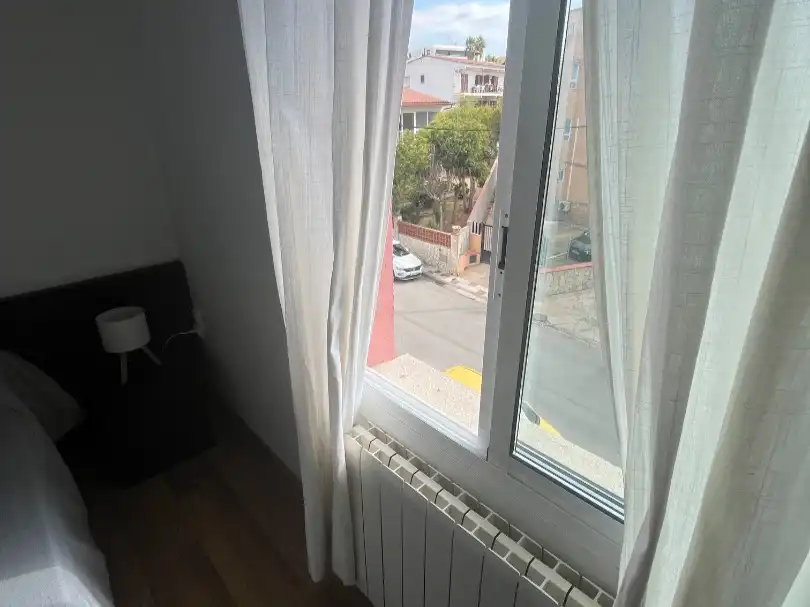 Dormitori de Pis per a compartir en Platja d'Aro