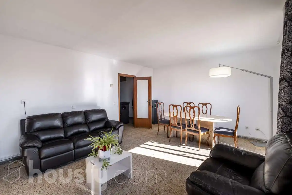 Wohnzimmer von Dachboden zum Verkauf in Barcelona mit Klimaanlage, Heizung und Terrasse