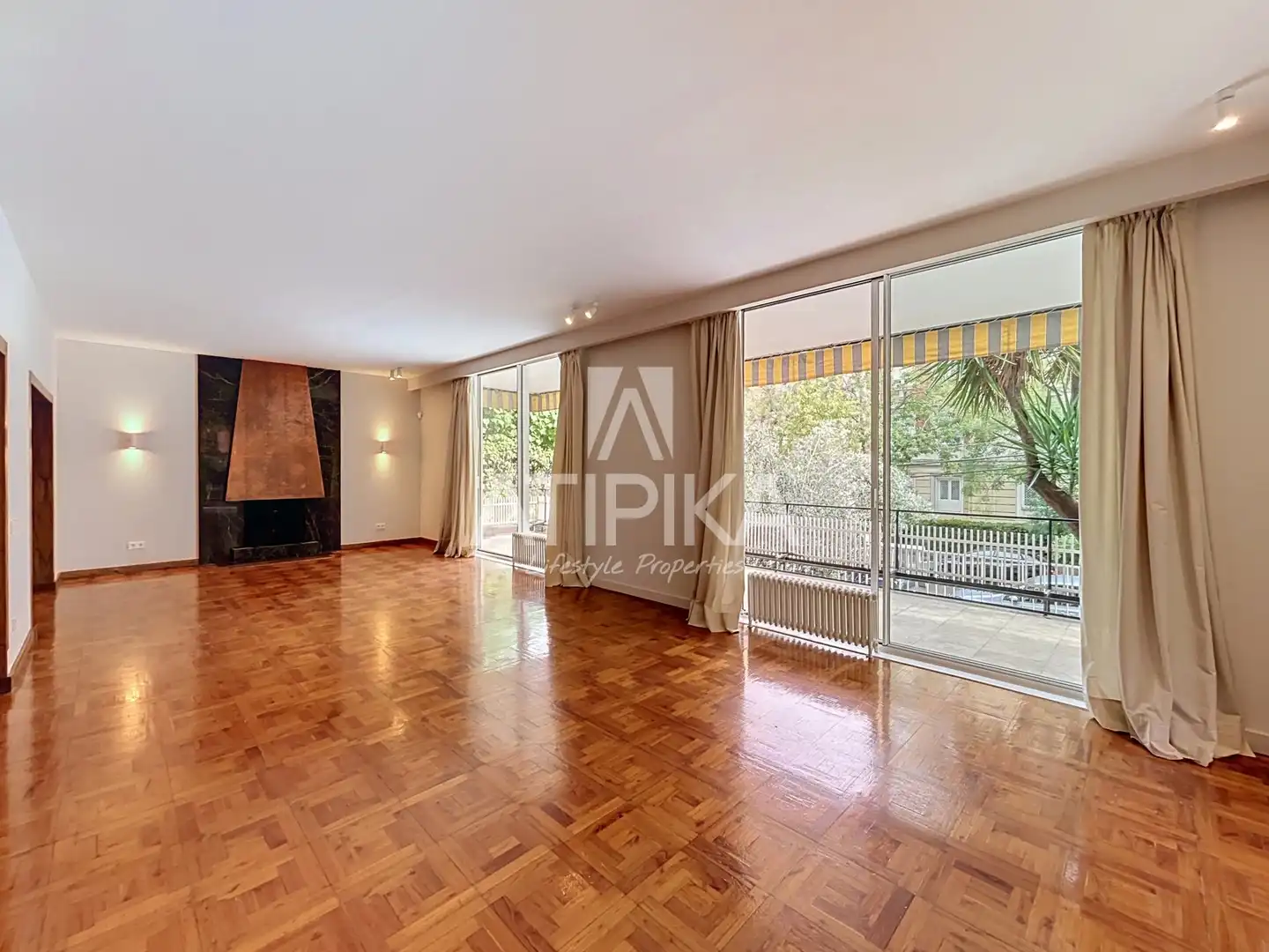 Exterior view of Flat for rent in Sarrià - Sant Gervasi