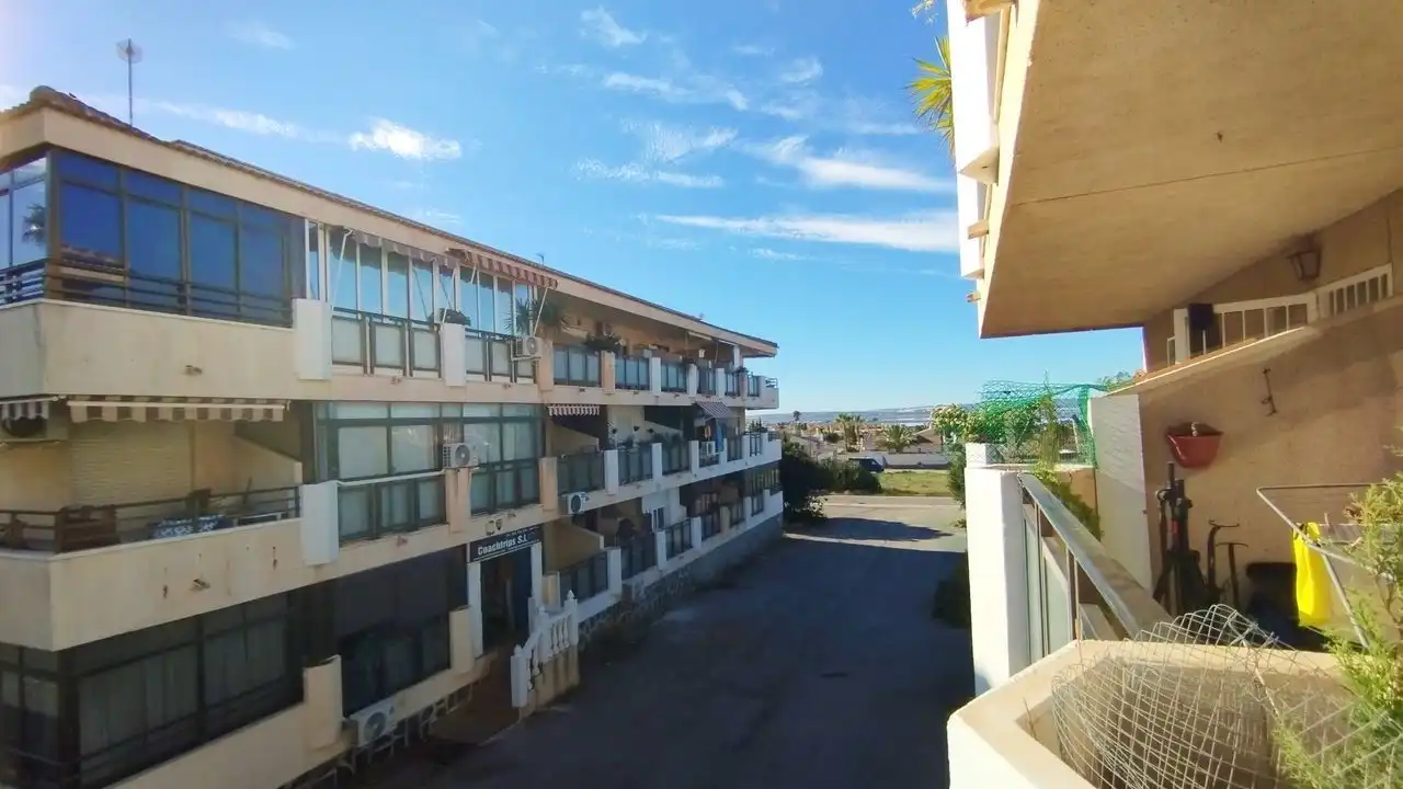Apartament en venda a Zona Carrefour - Urbanizaciones, imagen 3