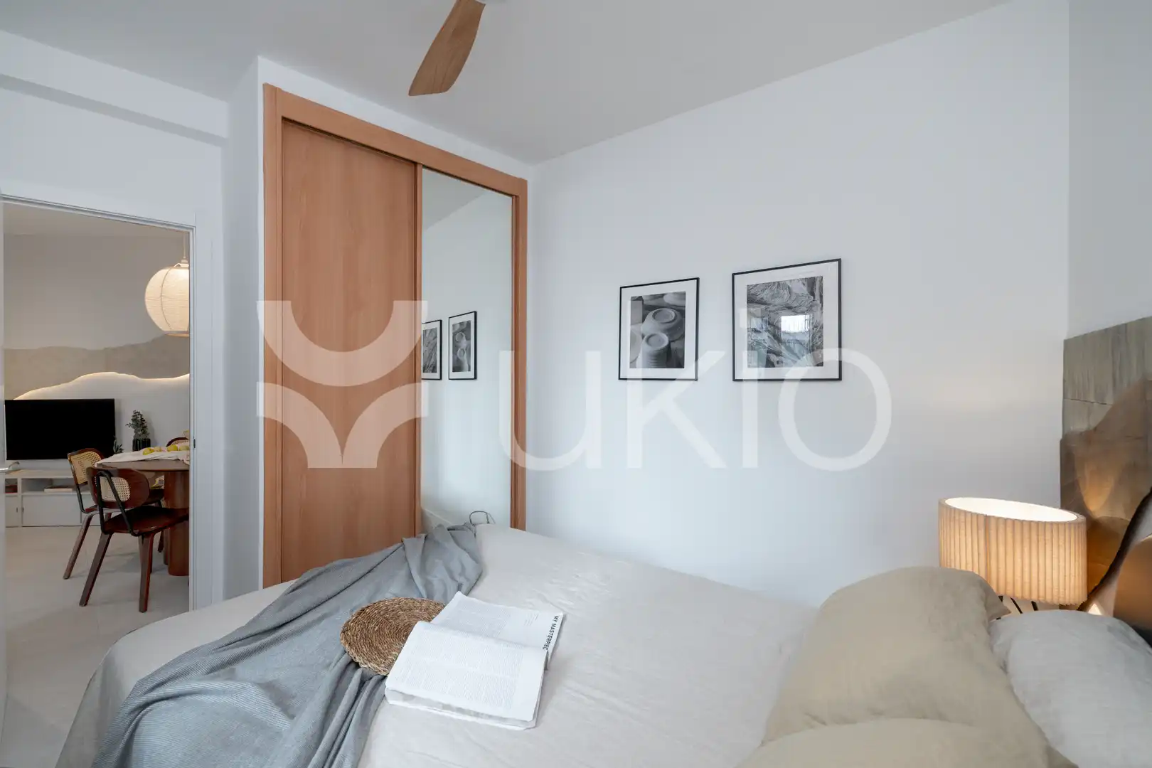 Habitación de Apartamento de alquiler en Madrid con Aire acondicionado, Calefacción y Amueblado