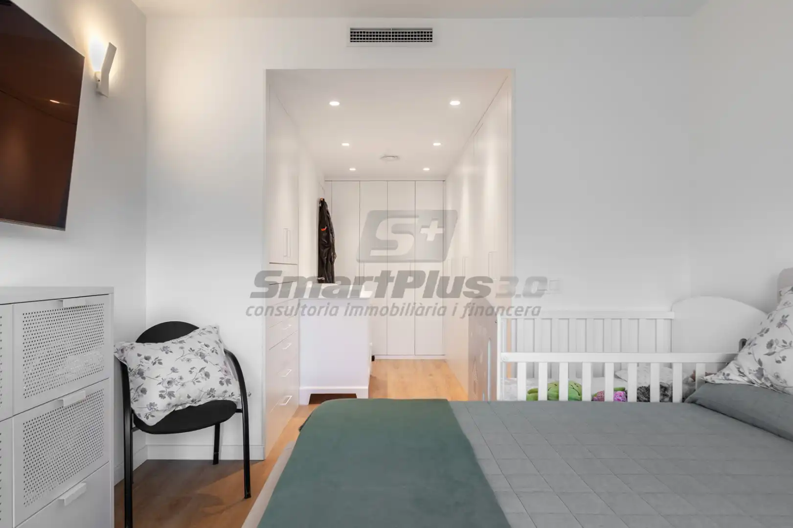 Habitación de Ático en venta en Barcelona con Aire acondicionado, Calefacción y Parquet