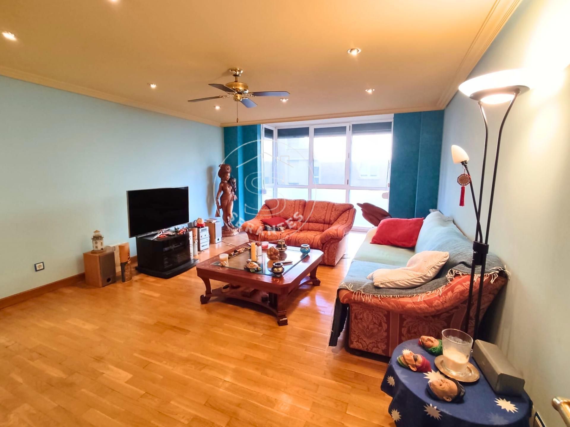 Living room of Flat for sale in  Pamplona / Iruña  with Heating and Storage room