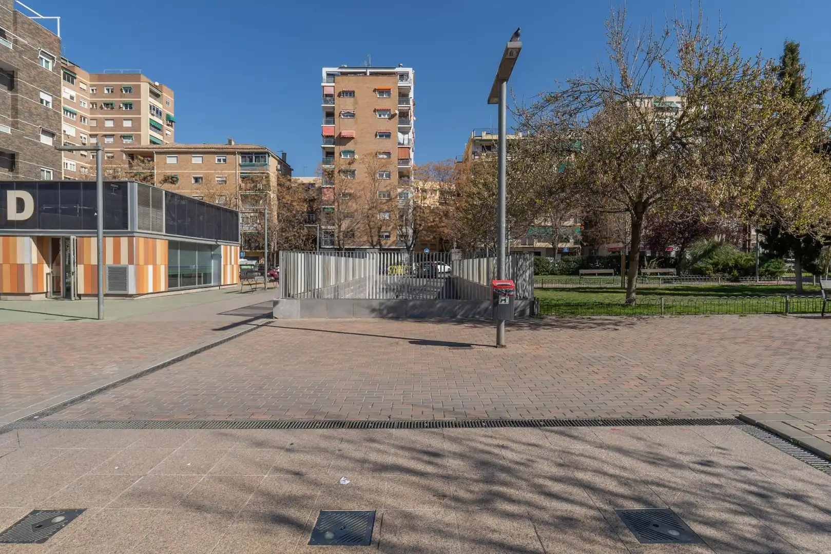 Vista exterior de Piso en venta en Granada con Aire acondicionado y Calefacción