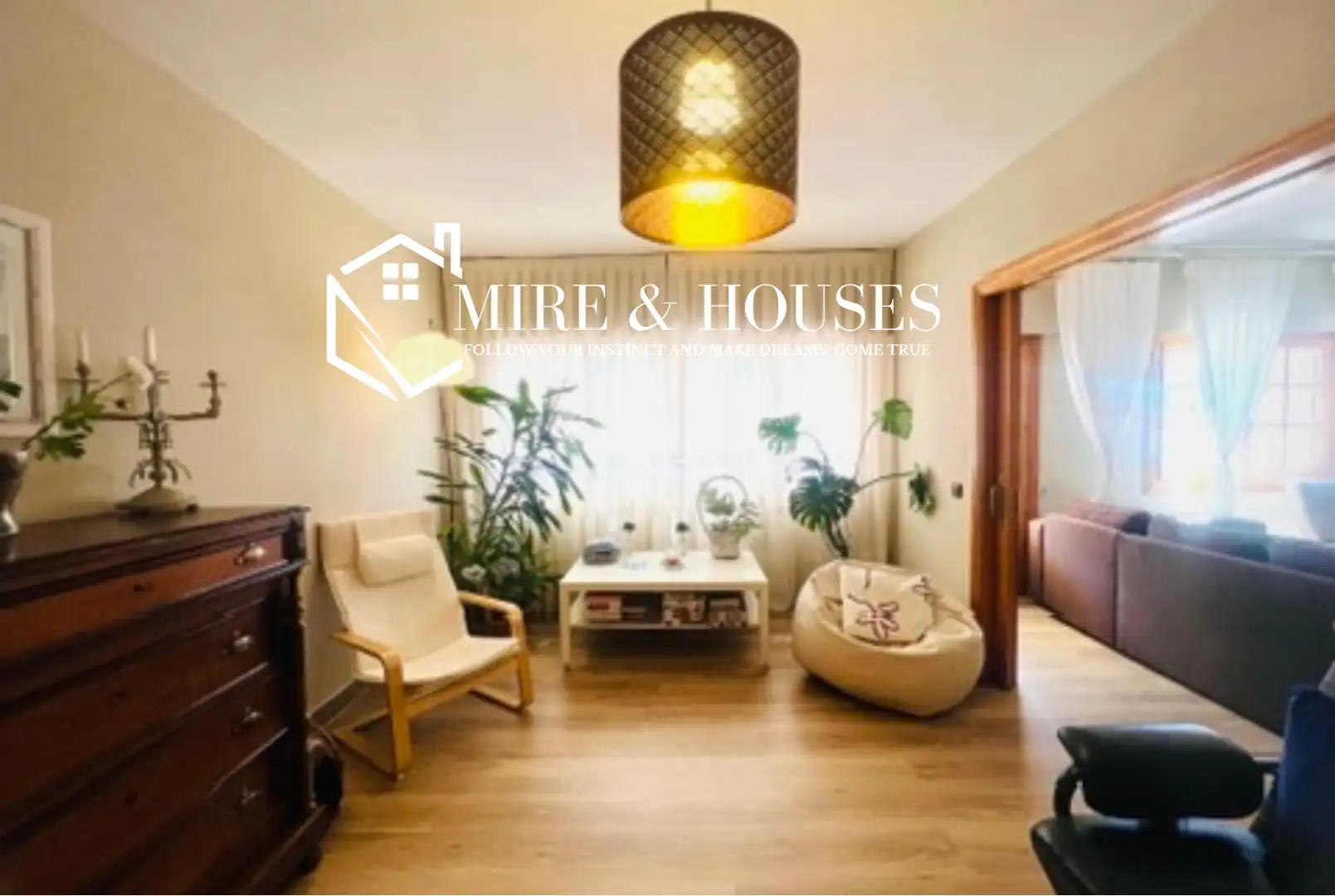 Sala de estar de Casa adosada en venta en El Molar (Madrid) con Calefacción, Jardín privado y Terraza