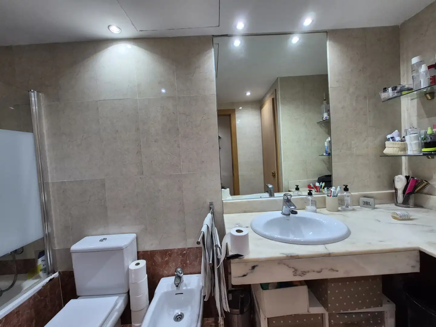 Bathroom of Flat for sale in Rubí  with Air Conditioner, Parquet flooring and Terrace
