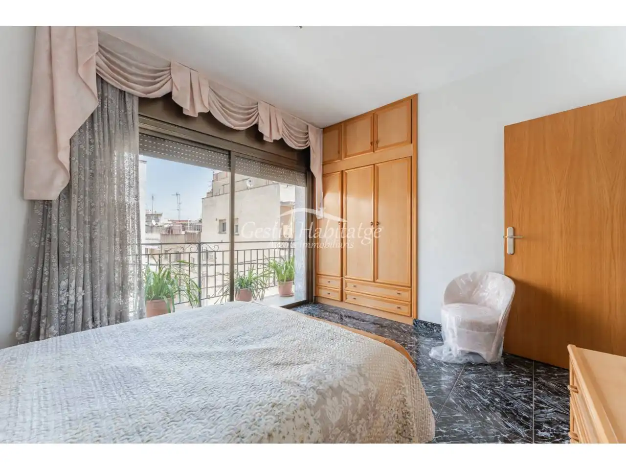 Dormitori de Casa adosada en venda en Canovelles amb Aire condicionat, Calefacció i Terrassa