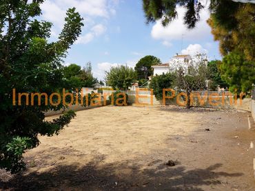 Wohnbaugrundstück zum Verkauf in Carrer FONT DE LA CARRASQUERA 32