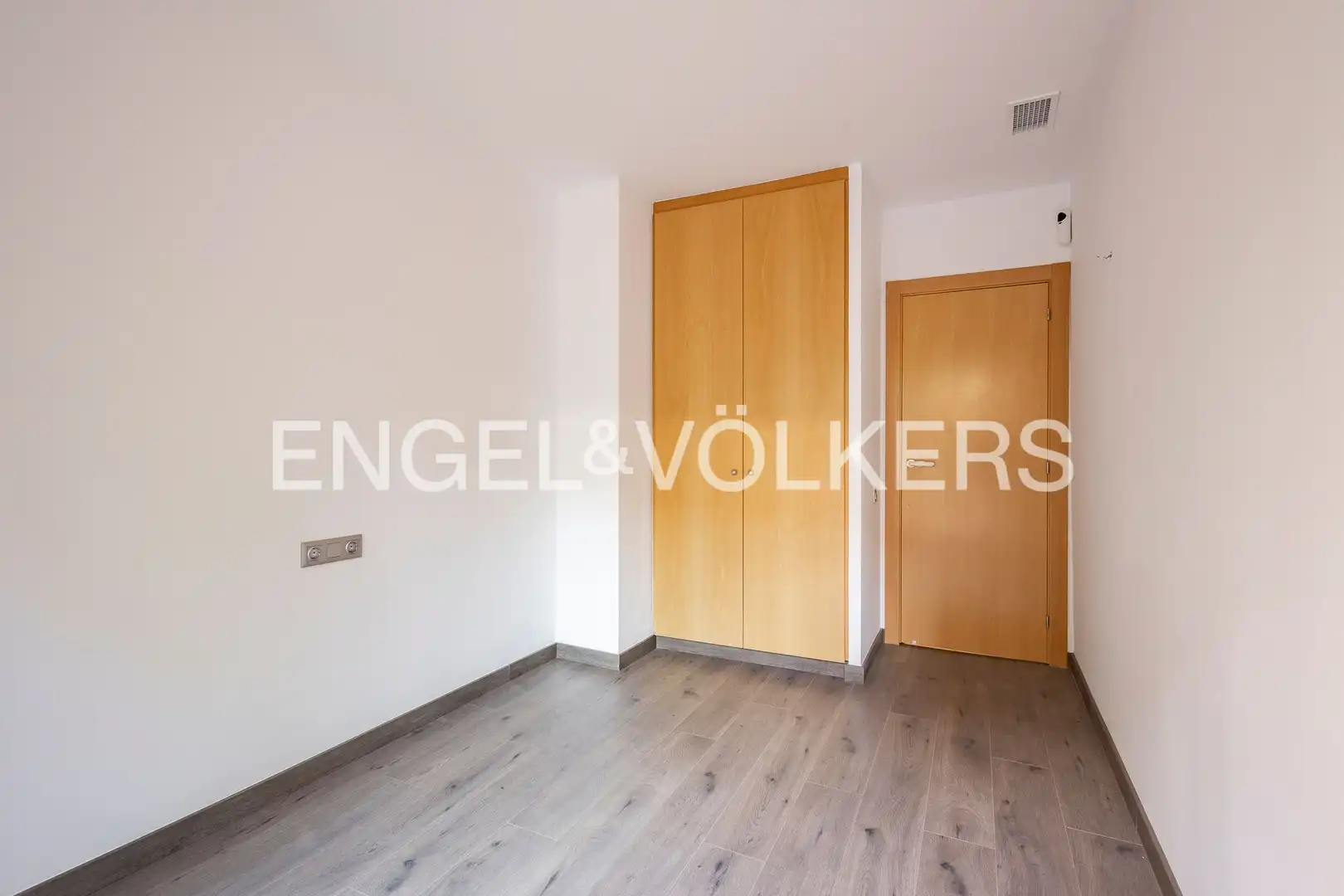 Apartments for sale in Sant Cugat del Vallès  with Air Conditioner, Heating and Private garden